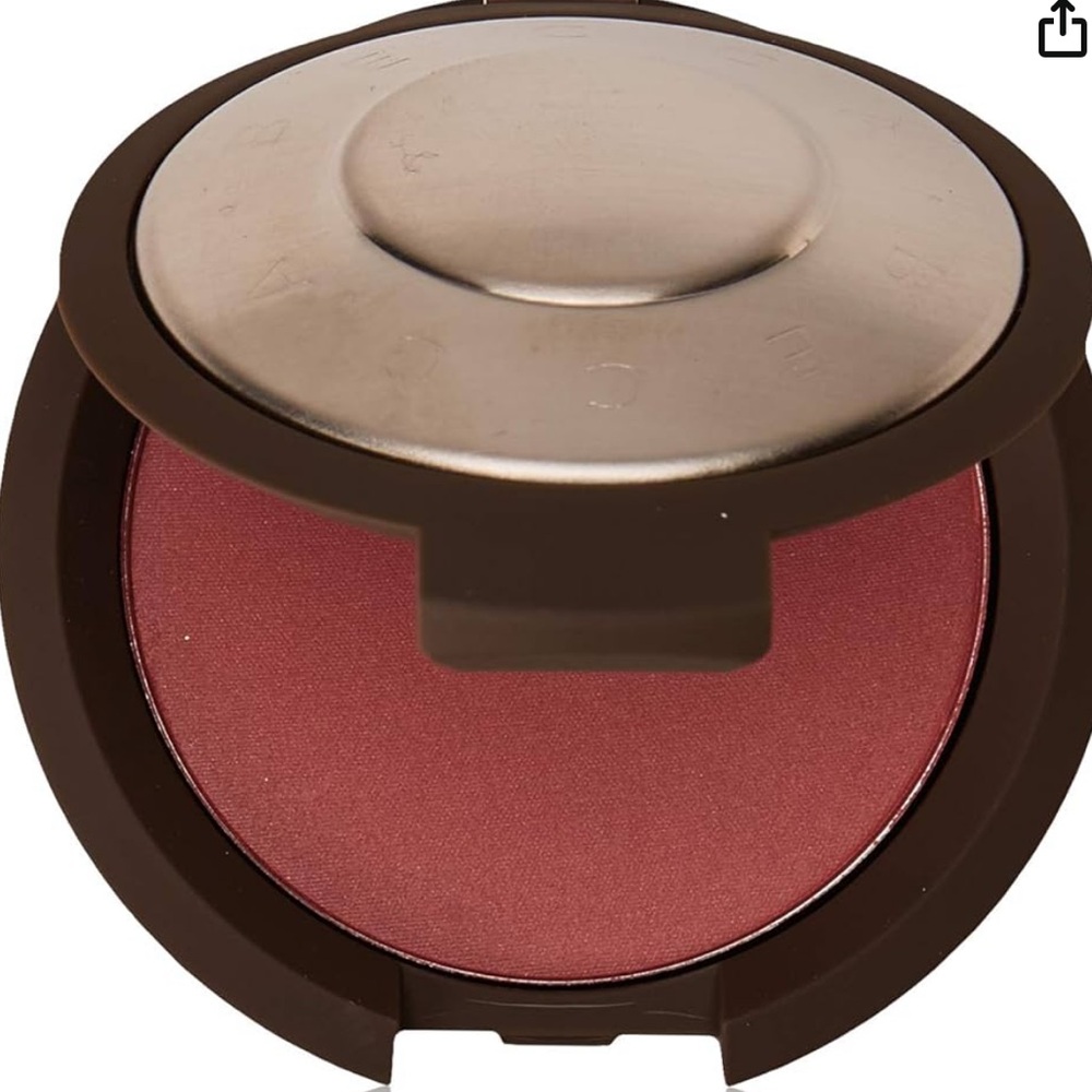 Becca Mineral blush in Nightingale